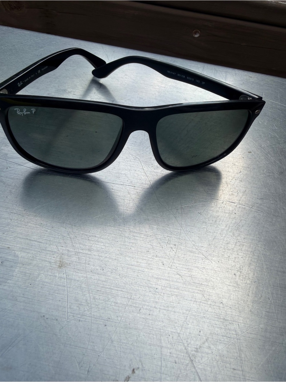 Ray-Ban RB4147 Boyfriend 601/58 Polarized Sunglasses Black Green 60-15-145 Italy